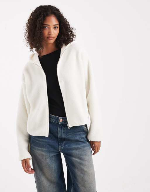Chaqueta blanca con capucha de tejido tipo peluche de Pieces