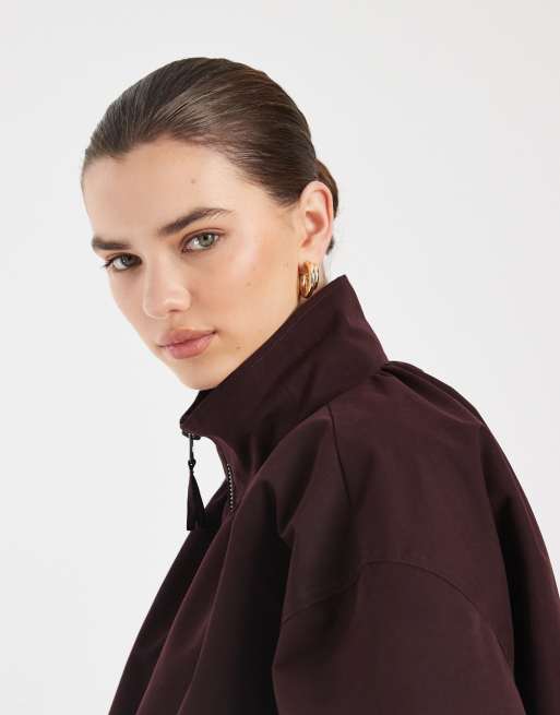 Chaqueta bomber color mora extragrande con cuello alzado y bajo abullonado de ASOS DESIGN, 3 de 4