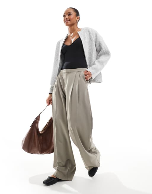 Chaqueta bomber gris con cuello alto y cremallera bidireccional de punto premium de 4th & Reckless, 3 de 4