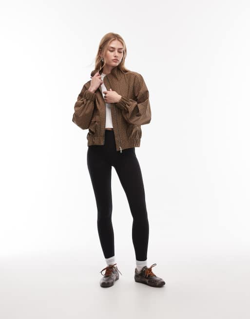 Chaqueta bomber marrón claro a cuadros elástica con cuello alzado de mezcla de lana de ARKET, 3 de 4