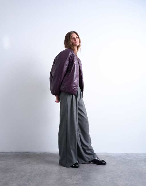 Chaqueta bomber morado berenjena ultrabrillante acolchada de Topshop, 2 de 4