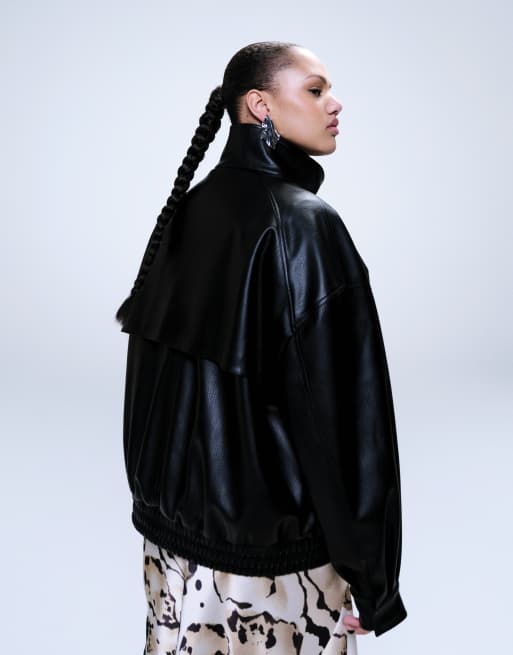 Chaqueta bomber negra extragrande con cuello alzado de tejido efecto cuero de ASOS DESIGN Curve, 3 de 4