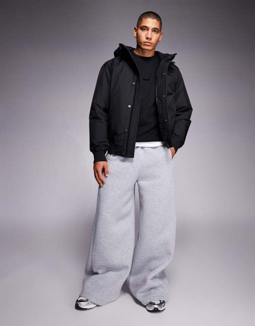Chaqueta bomber negra gruesa con capucha Osis de Boss Orange, 2 de 5