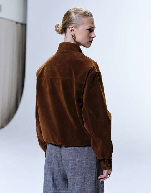 Chaqueta bomber tostada con cuello alzado de antelina de Topshop, 4 de 4