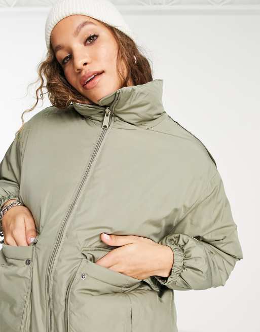 Chaqueta bomber verde acolchada Duvet de Free People, 4 de 4