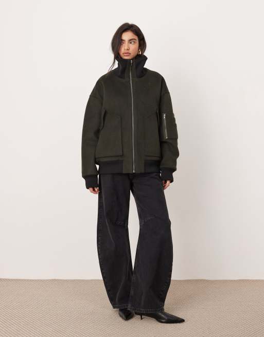 Chaqueta bomber verde oliva con solapas desmesuradas de mezcla de lana de ASOS EDITION