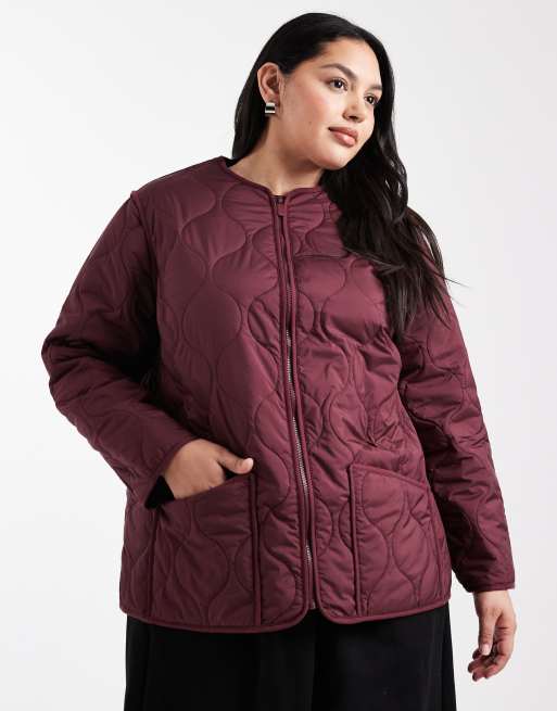 Chaqueta burdeos guateada de New Look Curve, 2 de 4