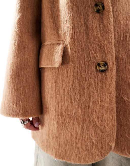 Chaqueta color camel extragrande estilo americana de tejido cepillado de Native Youth, 4 de 4