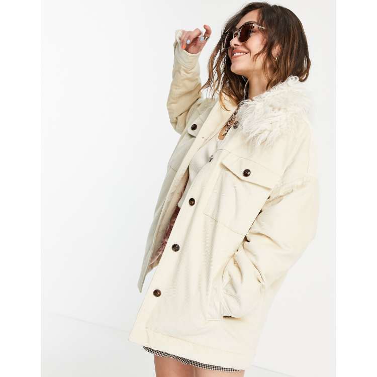 Chaqueta color crema de pana con cuello de de Jeans | ASOS