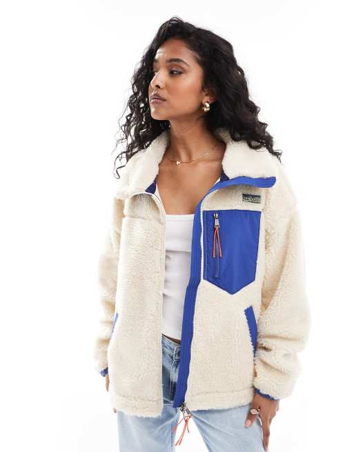 Chaqueta color crema y azul marino con bolsillos y cremallera de borreguito de Polo Ralph Lauren