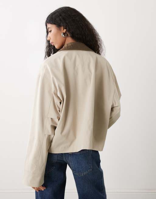 Chaqueta color piedra ligera con solapas en contraste Barn de Noisy May, 3 de 4