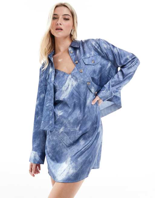 Chaqueta cómoda con estampado efecto denim de satén de Vero Moda (parte de un conjunto)