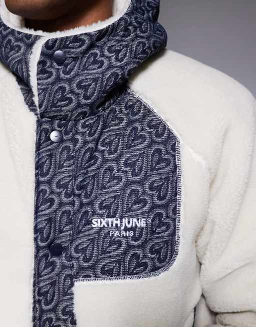Chaqueta con capucha y estampado denim de sherpa de Sixth June, 5 de 5