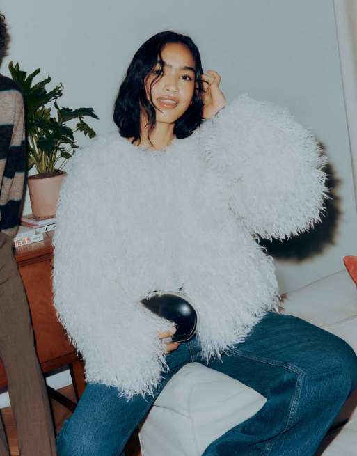 Chaqueta corta color crema sin solapas de piel sintética de Abercrombie & Fitch