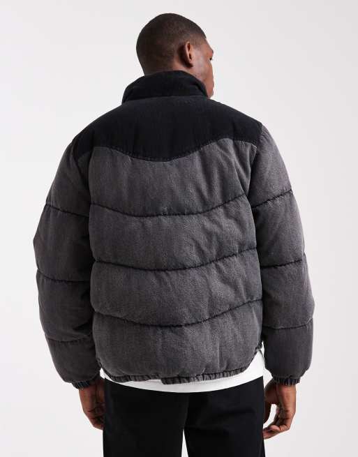 Chaqueta corta gris carbón acolchada Wild West de Levi's, 3 de 5