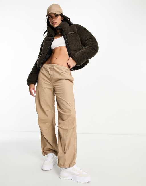 Chaqueta corta marrón de sherpa Puffect exclusiva en ASOS de Columbia , 3 de 4