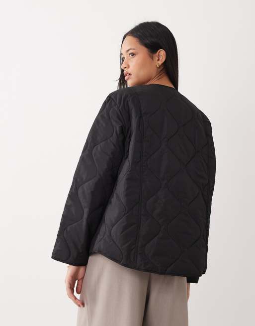Chaqueta corta negra con diseño guateado ondulado y bolsillos de Vero Moda, 4 de 4