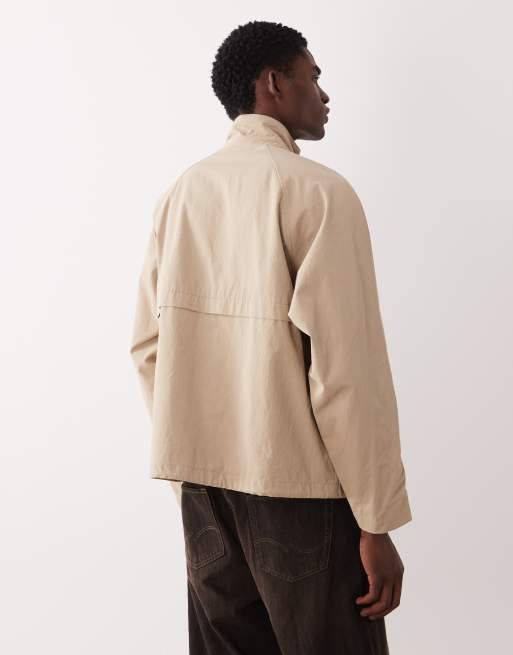 Chaqueta cortavientos color piedra con cuello alzado de algodón de ASOS DESIGN, 3 de 5
