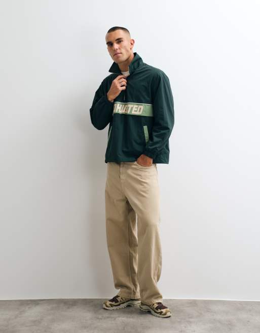 Chaqueta cortavientos de tacto suave en verde botella, 4 de 5