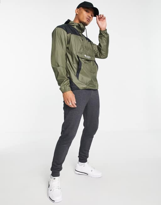 Chaqueta cortavientos verde Challenger exclusiva en ASOS de Columbia , 4 de 4