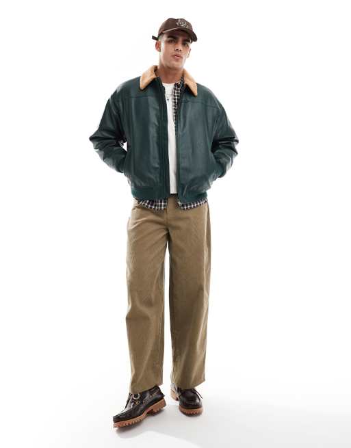 Chaqueta de aviador verde esmeralda de cuero sintético de Cotton On, 2 de 4