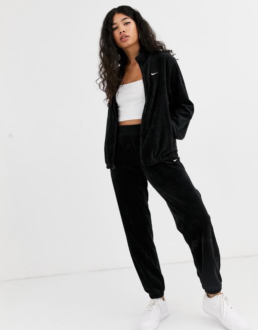 Nike Sweats - Asos  Nike negras mujer, Chandal nike mujer, Chandal