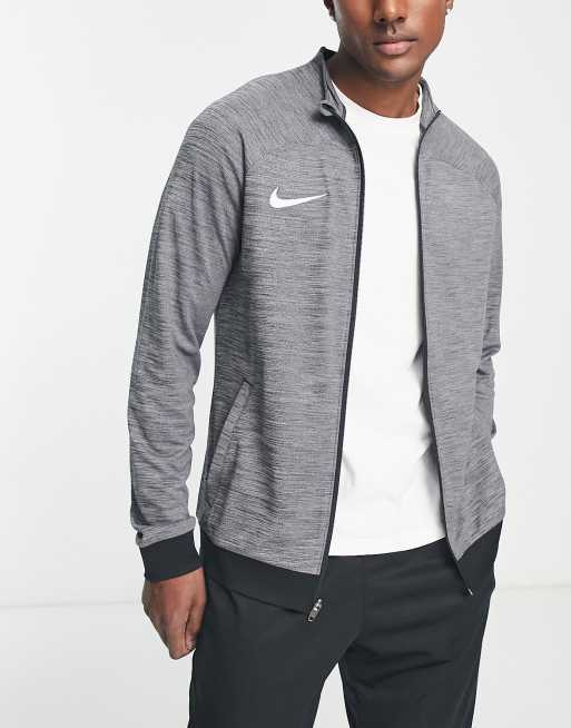 Chaquetas discount nike 2019