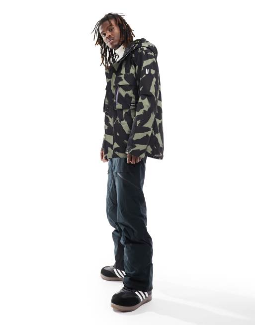 Chaqueta de esquí con estampado de pinceladas caquis Slide Away de Planks