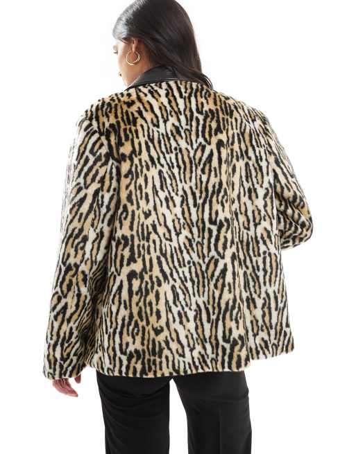 Chaqueta de piel sintética con estampado de leopardo y solapas de cuero de ASOS DESIGN, 4 de 4