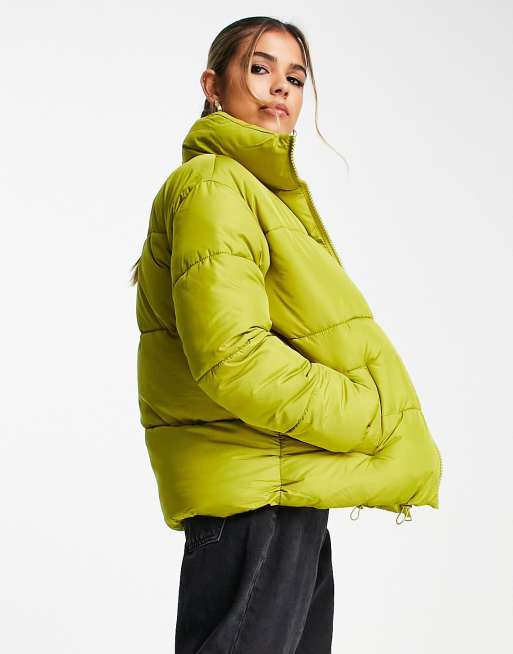 Chaqueta de plumas amarillo verdoso de corte cuadrado de New Look