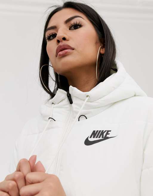 Plumas store nike blanco