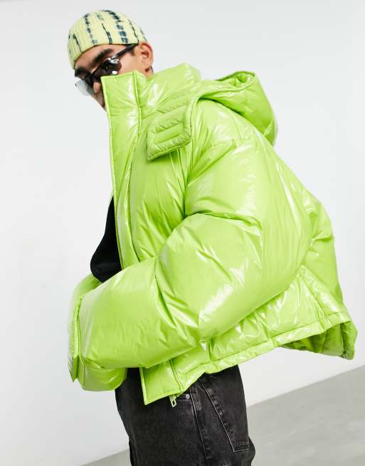 Chaqueta de plumas color lima extragrande de vinilo de ASOS DESIGN