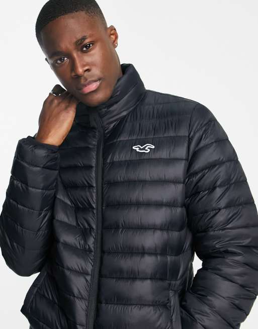 Lidiar con Preocupado Destello Chaqueta de plumas negra con cuello subido de tejido ligero de Hollister |  ASOS