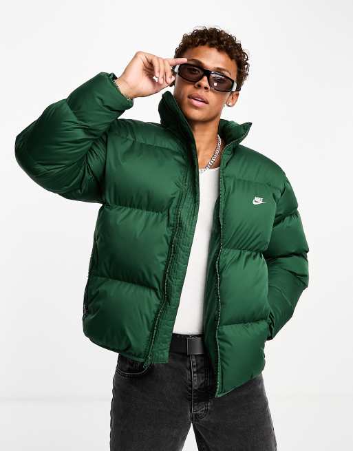 Chaqueta de plumas verde Club de Nike ASOS