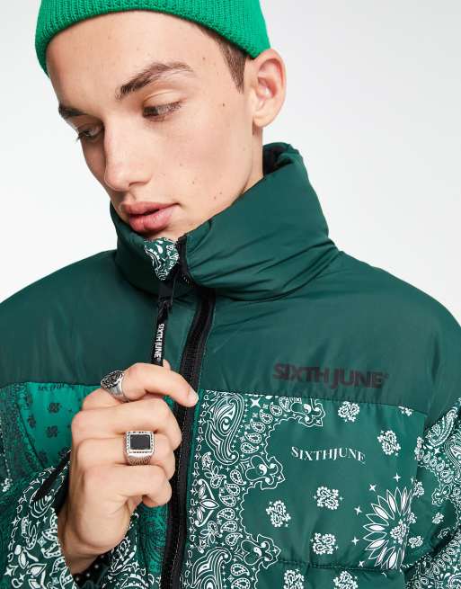 Chaqueta de plumas verde con estampado de cachemir estilo bandana de Sixth June, 3 de 4