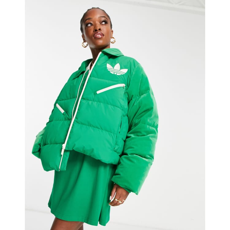 Chaqueta de plumas verde de terciopelo adicolor 70s de adidas