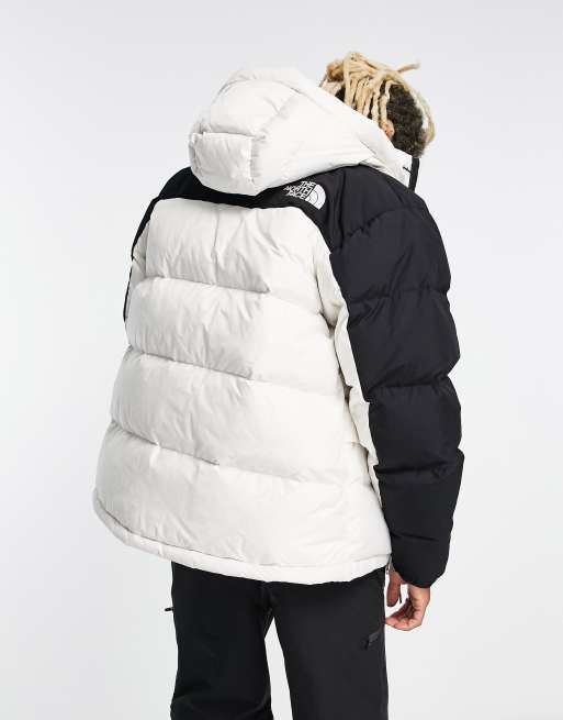 Chaqueta de plumón negra y blanco hueso Himalayan de The North Face, 2 de 4