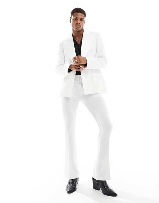 Chaqueta de traje blanca entallada con solapas exageradas de satén de ASOS DESIGN, 2 de 5