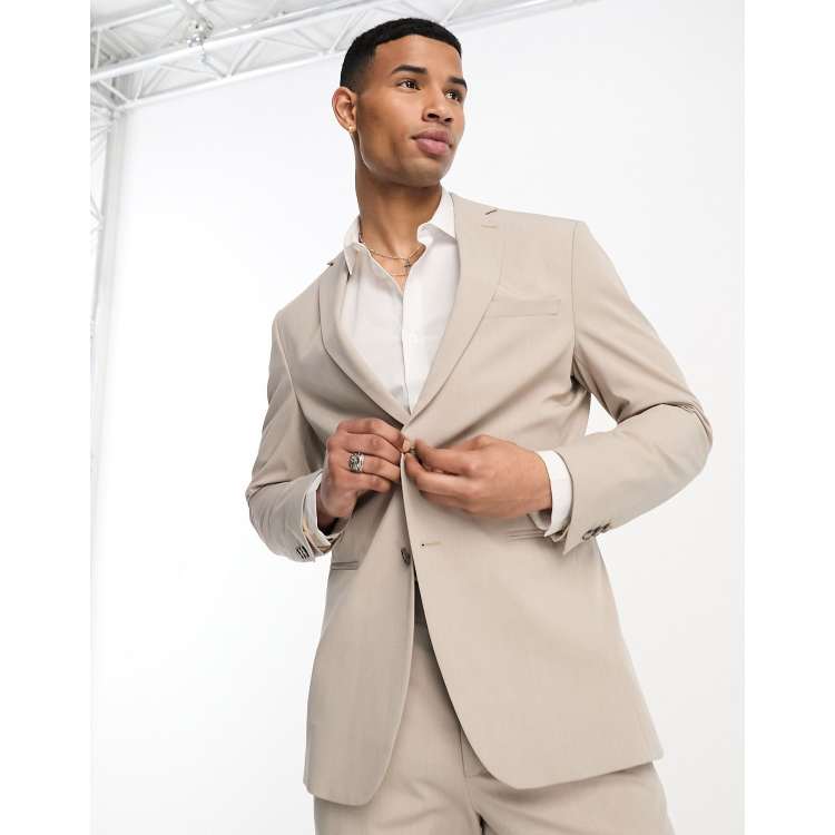 Traje hotsell color arena