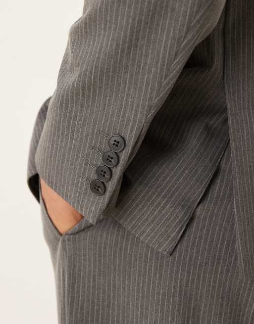 Chaqueta de traje gris carbón holgada con raya diplomática y doble botonadura de ASOS DESIGN, 3 de 5