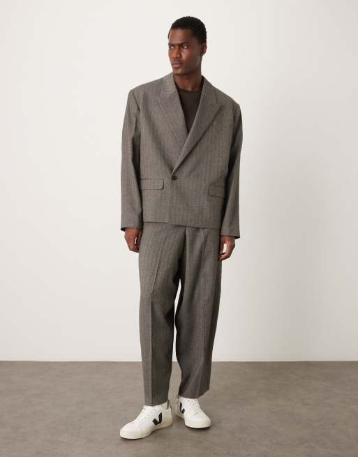 Chaqueta de traje gris ultragrande con patrón de espiga de ASOS DESIGN, 2 de 5