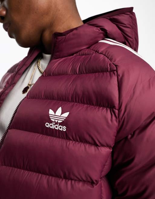 Chaqueta granate acolchada con capucha y dise o de 3 rayas de adidas Originals