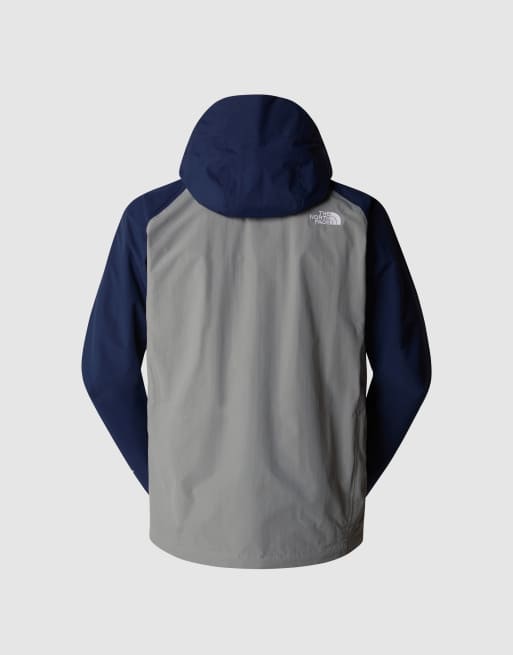 Chaqueta gris monumento y azul TNF Stratos de The North Face, 4 de 4
