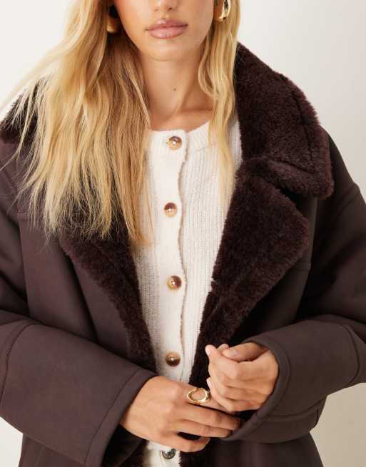 Chaqueta larga color ciruela reforzada de borreguito de ASOS DESIGN, 2 de 4