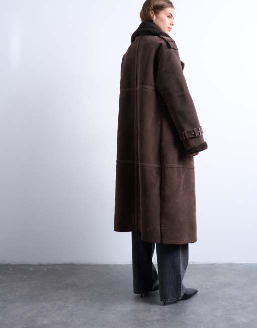 Chaqueta larga marrón chocolate de estilo aviador de borreguito de Topshop, 4 de 4