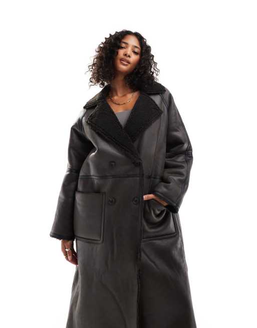 Chaqueta larga marrón con ribetes en contraste de borreguito de ASOS DESIGN, 2 de 4