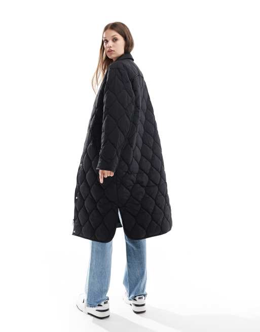 Chaqueta larga verde caqui con diseño guateado ondulado de Tommy Jeans, 2 de 4
