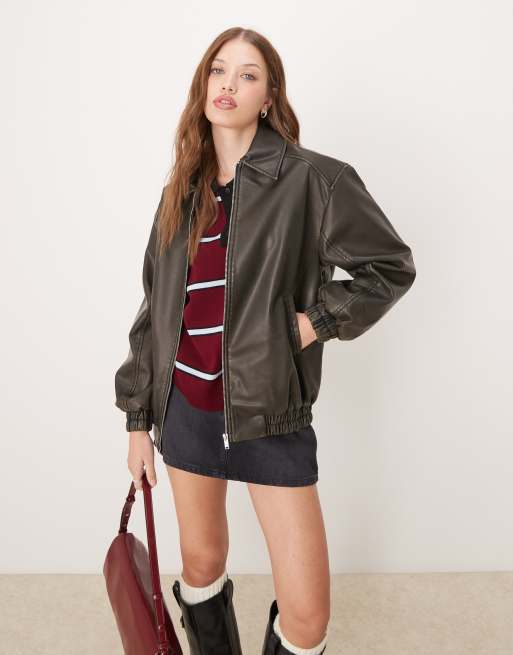 Chaqueta marrón chocolate con solapas de tejido efecto cuero de Pimkie