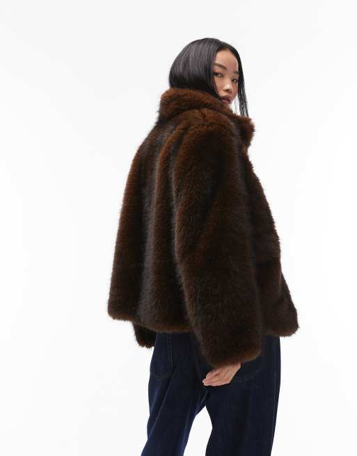 Chaqueta marrón con bolsillos en la parte delantera de piel sintética de ARKET, 4 de 4