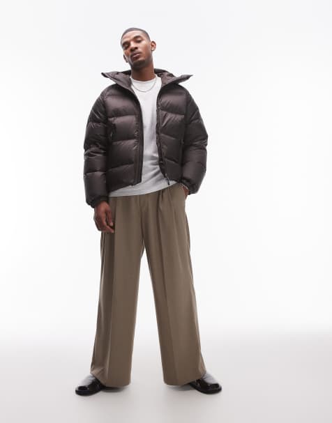 Chaqueta marrón de estilo deportivo con capucha de plumón de ARKET - view 1